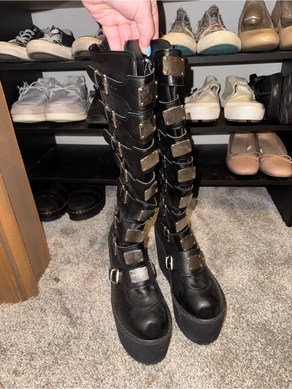 Gothic Black Knee-High Buckle Platform Boots - Women - Picture 4 of 9